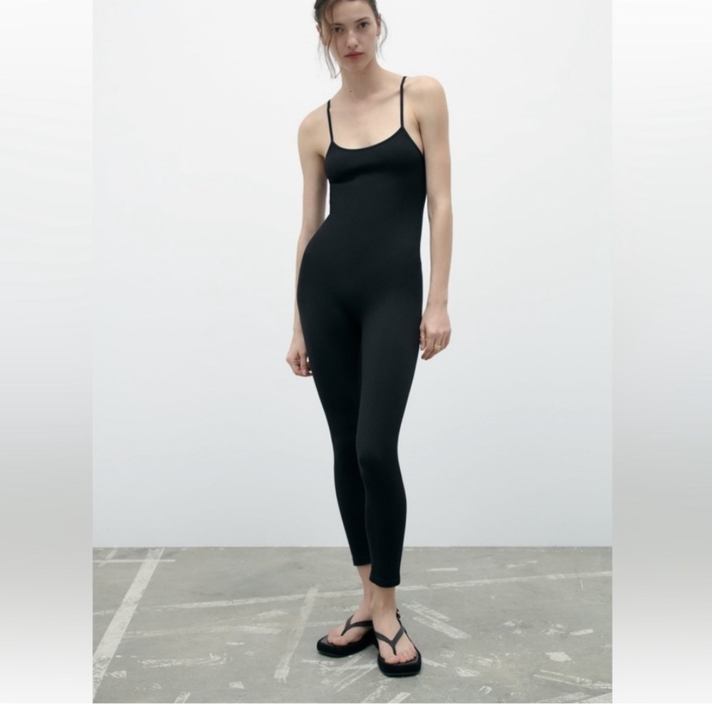 ZARA BLACK SEAMLESS LONG JUMPSUIT SPAGHETTI STRAP M/L
